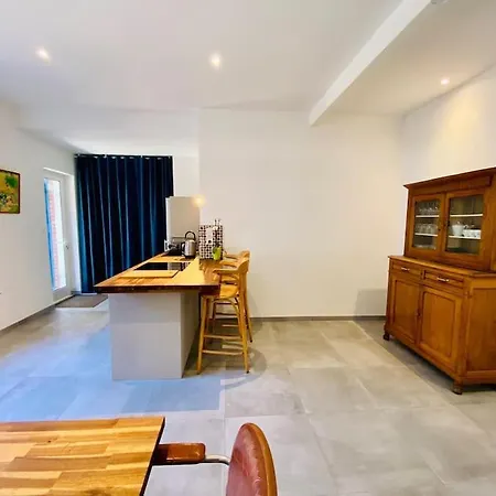 Maison Spacieuse Rdc 里尔